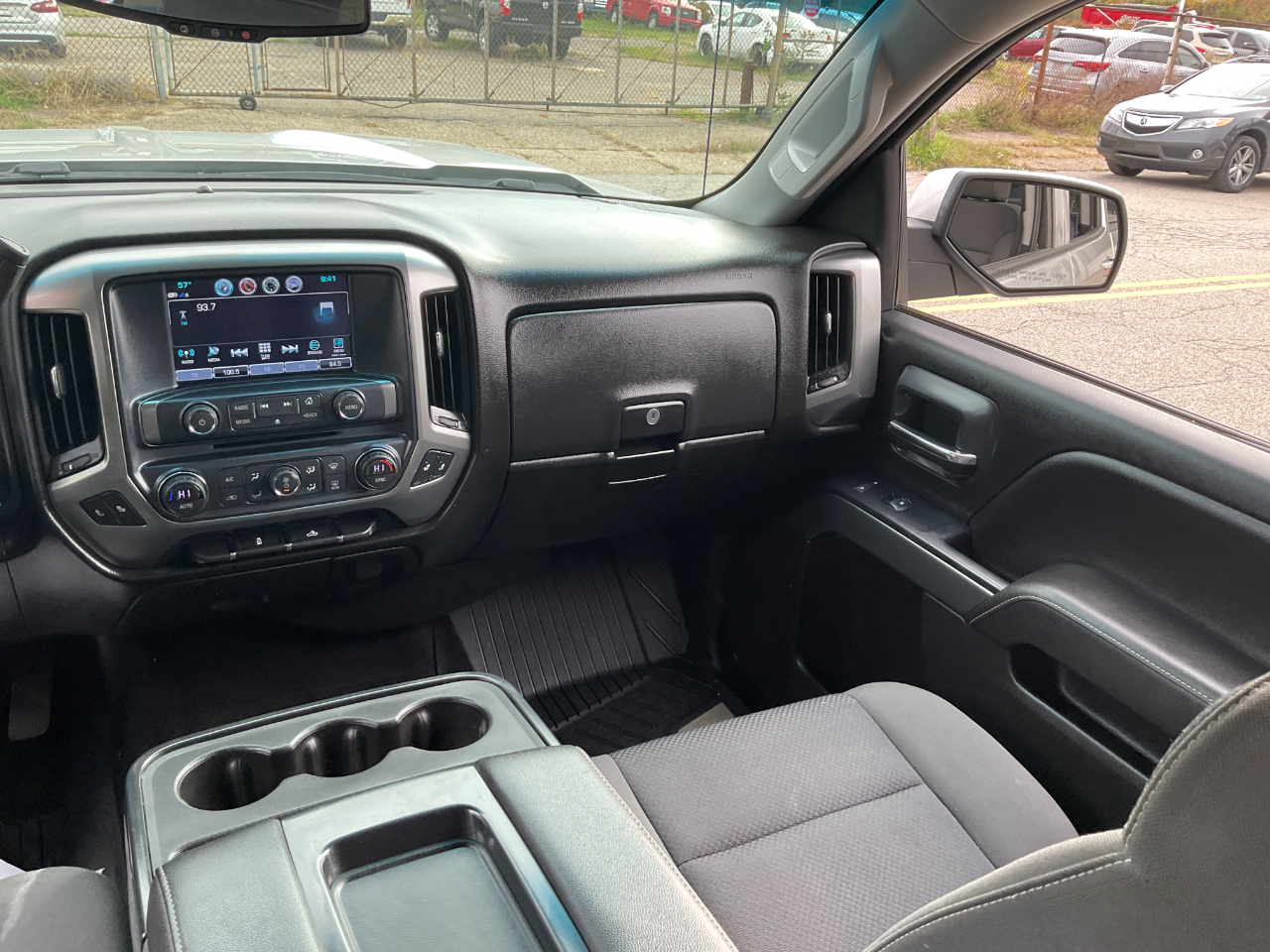 Chevrolet Silverado 1500 LT Crew Cab 4WD 2018 Chevrolet Silverado 1500 LT Crew Cab 4WD 2018