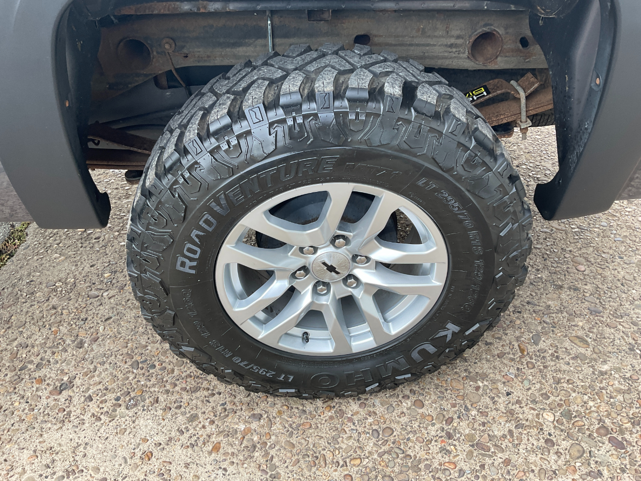 Chevrolet Silverado 1500 LT1 Crew Cab 4WD 2010 Chevrolet Silverado 1500 LT1 Crew Cab 4WD 2010