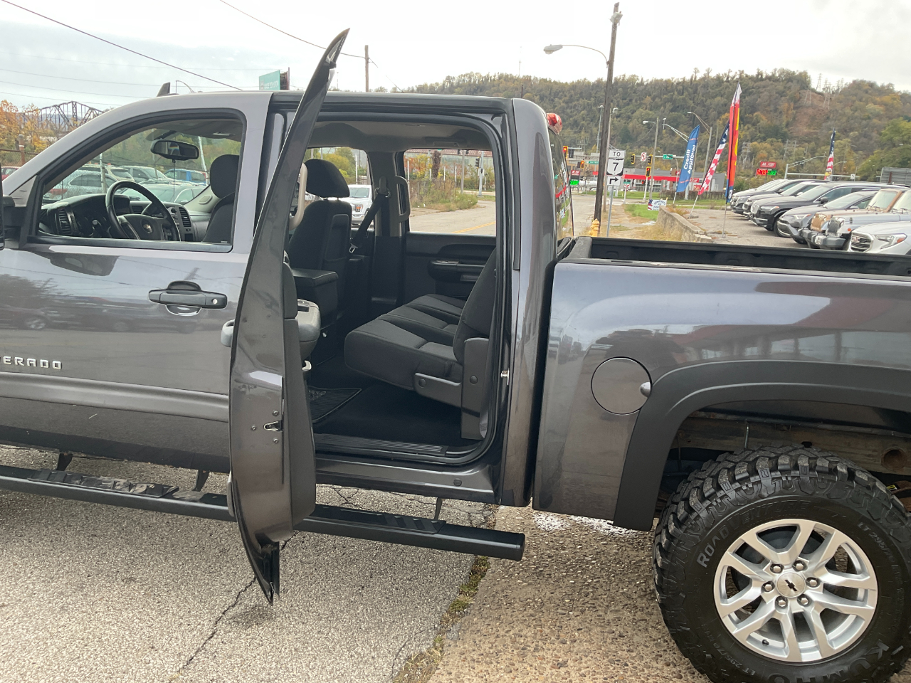 Chevrolet Silverado 1500 LT1 Crew Cab 4WD 2010 Chevrolet Silverado 1500 LT1 Crew Cab 4WD 2010