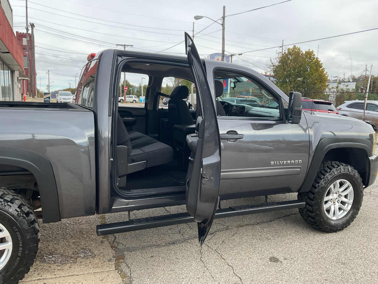 Chevrolet Silverado 1500 LT1 Crew Cab 4WD 2010 Chevrolet Silverado 1500 LT1 Crew Cab 4WD 2010