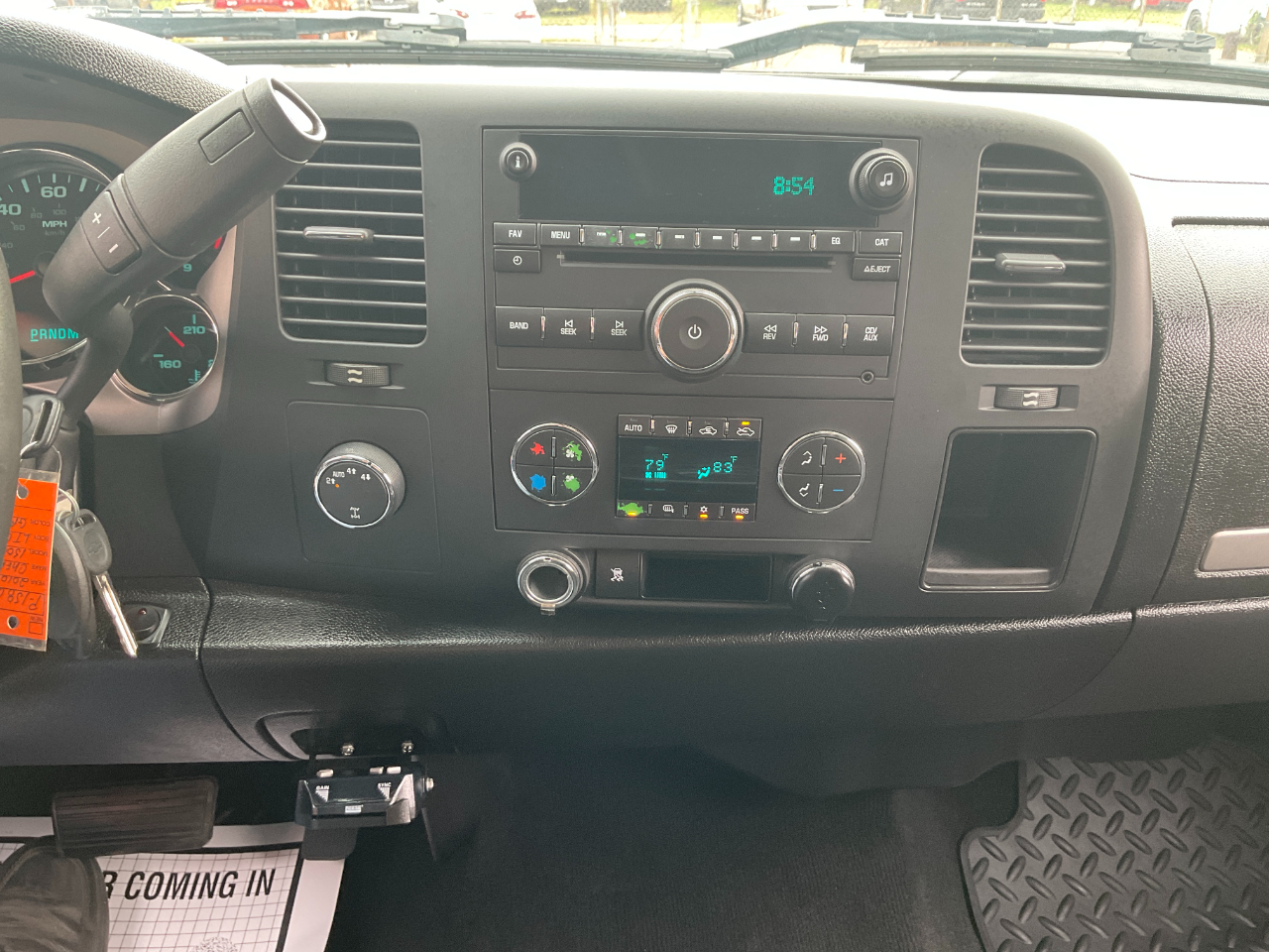 Chevrolet Silverado 1500 LT1 Crew Cab 4WD 2010 Chevrolet Silverado 1500 LT1 Crew Cab 4WD 2010