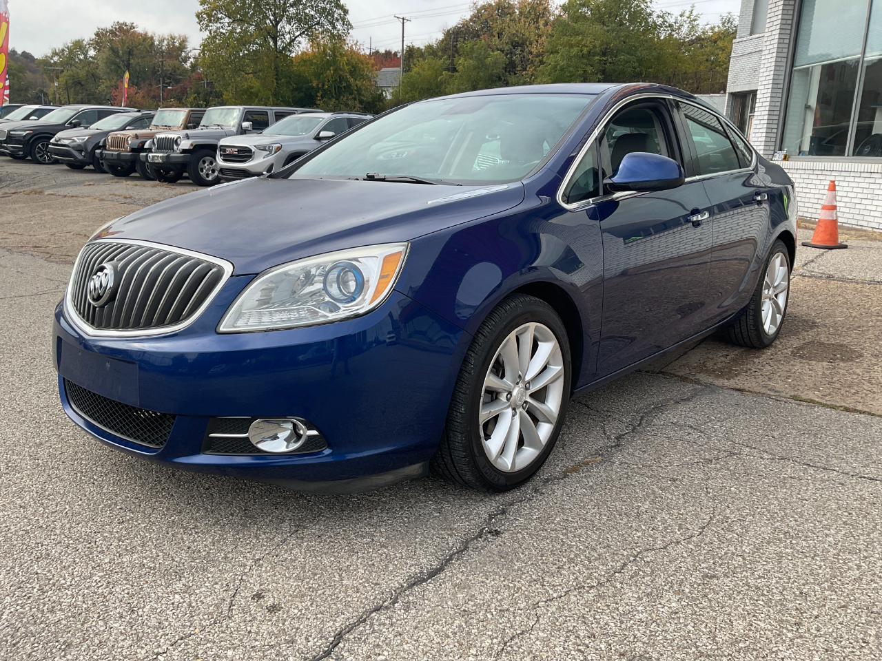 Buick Verano Base 2013 Buick Verano Base 2013