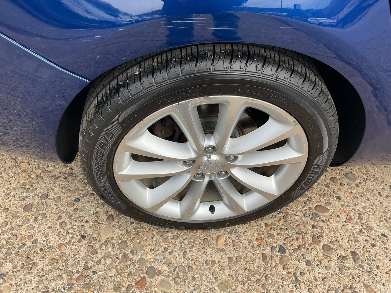 Buick Verano Base 2013 Buick Verano Base 2013