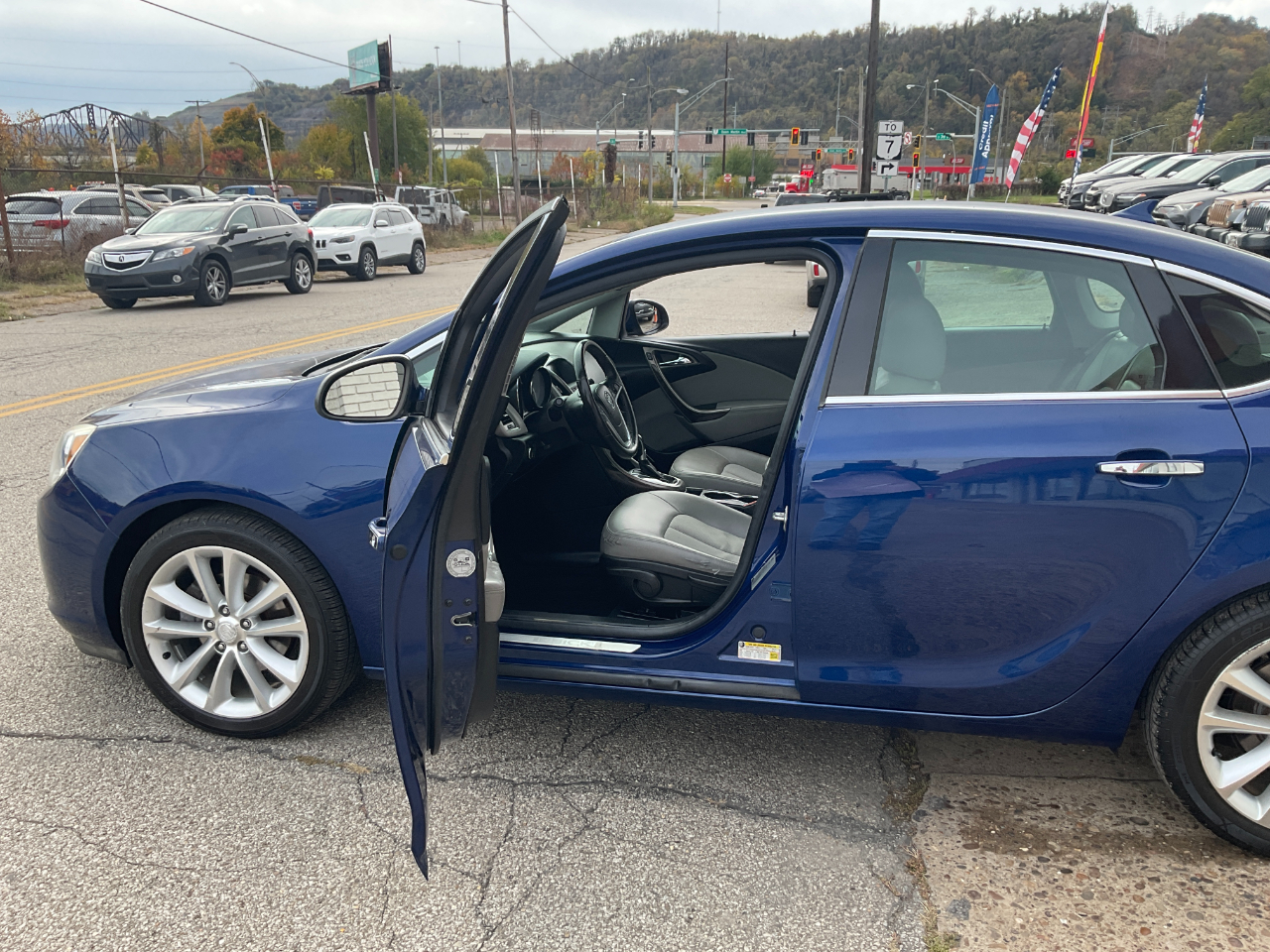 Buick Verano Base 2013 Buick Verano Base 2013