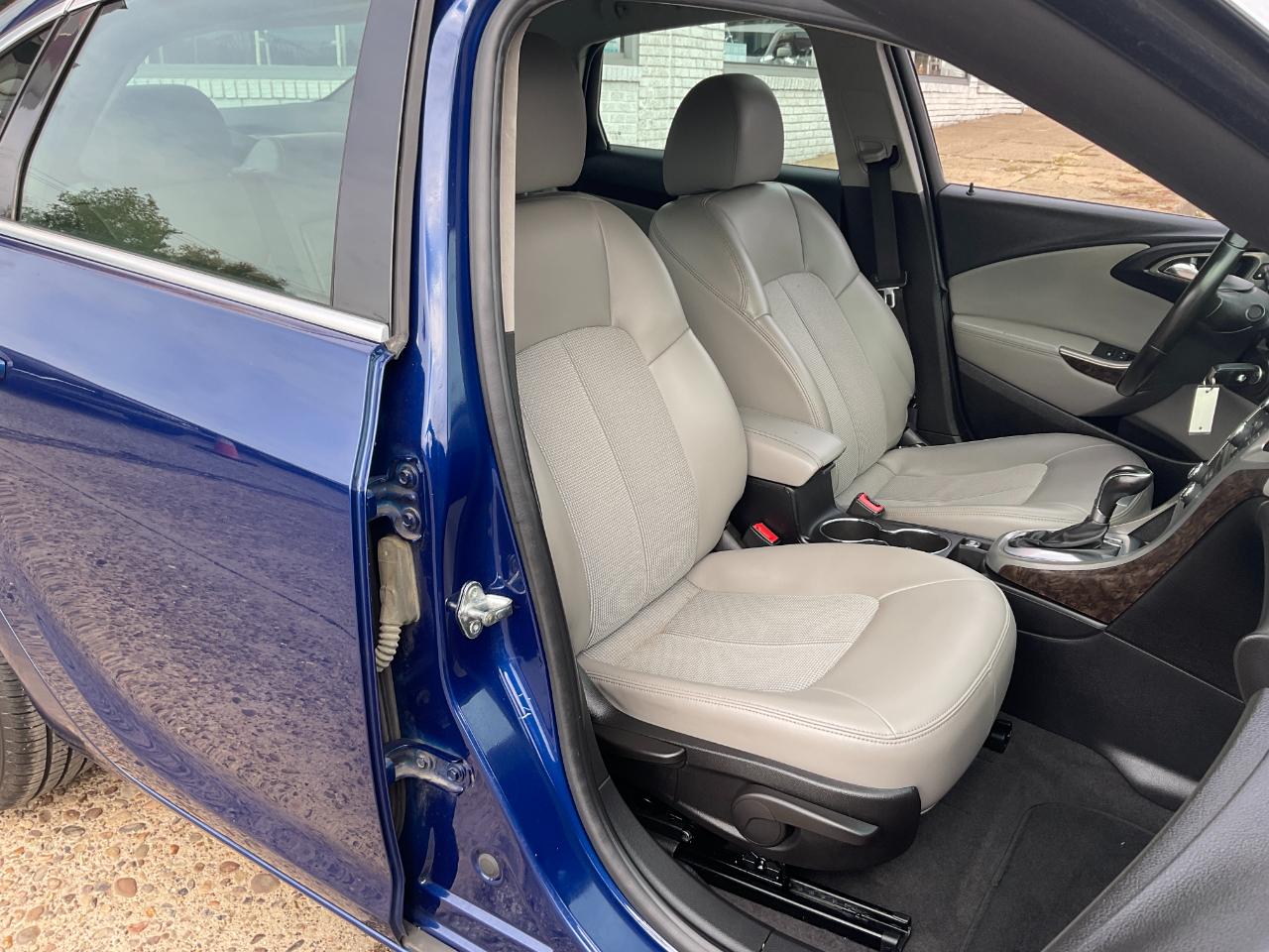 Buick Verano Base 2013 Buick Verano Base 2013