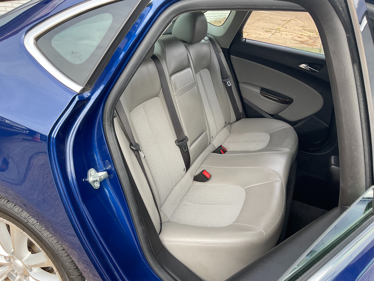 Buick Verano Base 2013 Buick Verano Base 2013