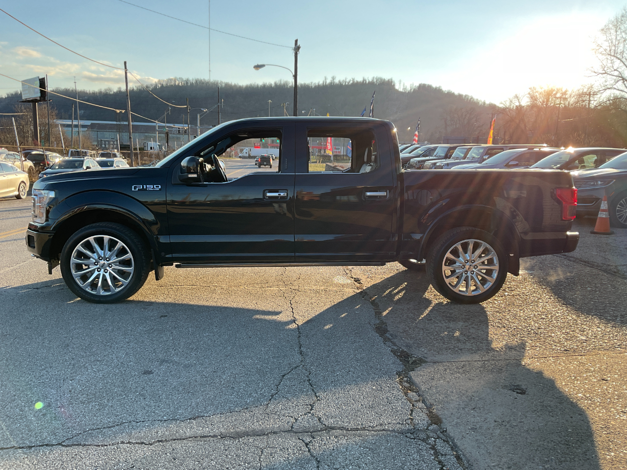 Ford F-150 XLT SuperCrew 5.5-ft. Bed 4WD 2018