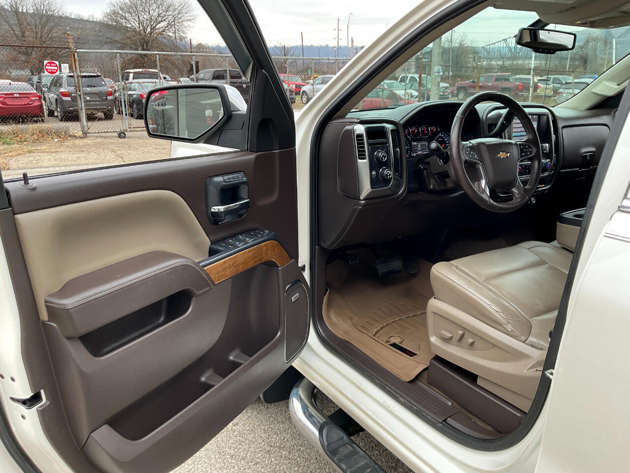 Chevrolet Silverado 1500 LTZ Crew Cab 4WD 2015