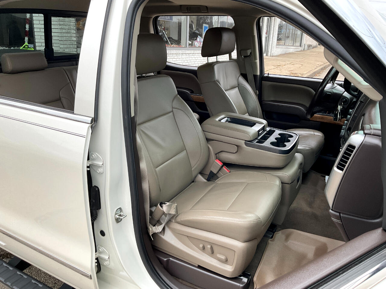 Chevrolet Silverado 1500 LTZ Crew Cab 4WD 2015