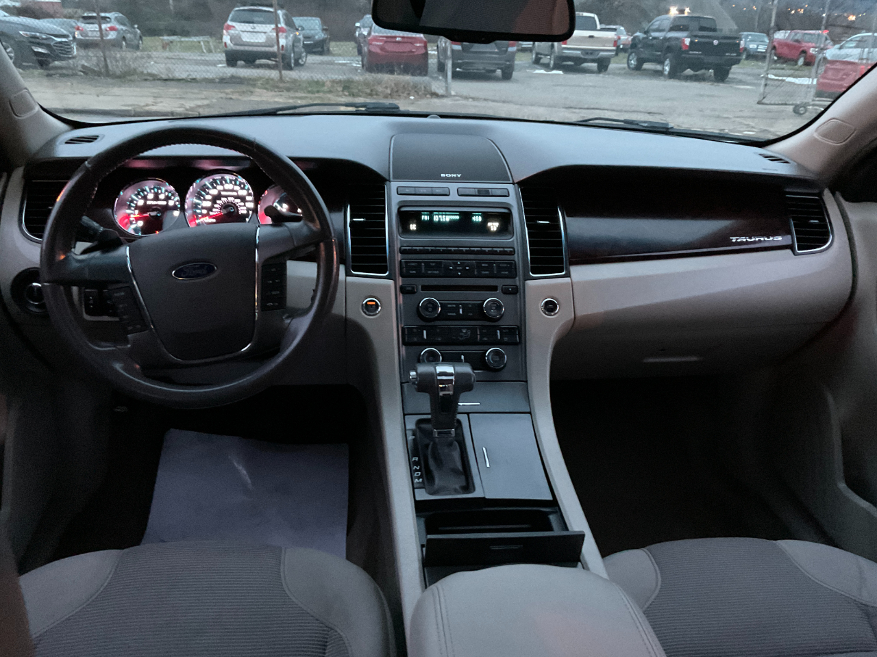 Ford Taurus SEL FWD 2012