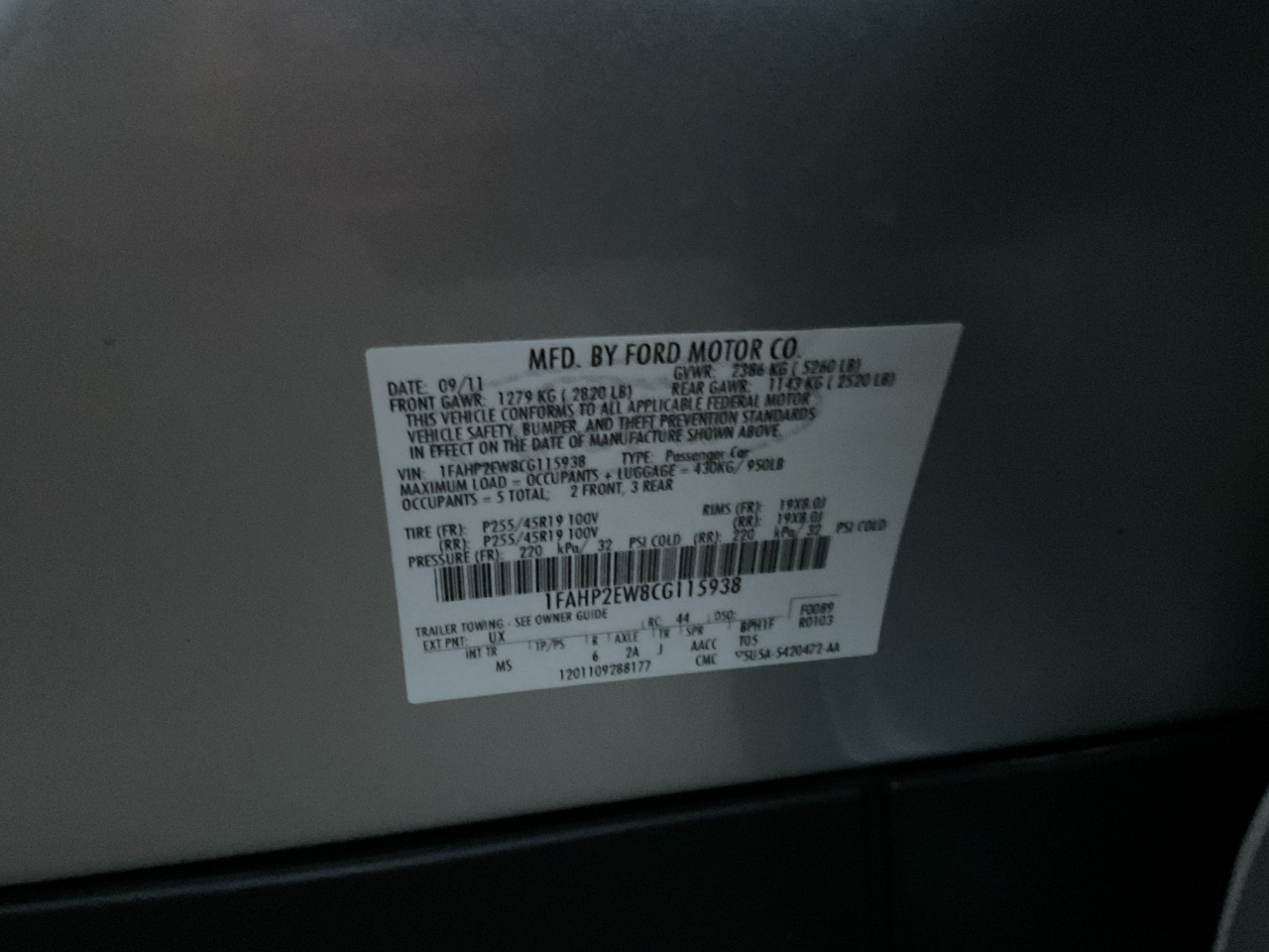 Ford Taurus SEL FWD 2012