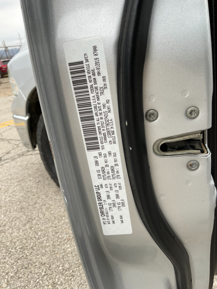 RAM 1500 Tradesman Quad Cab 4WD 2014