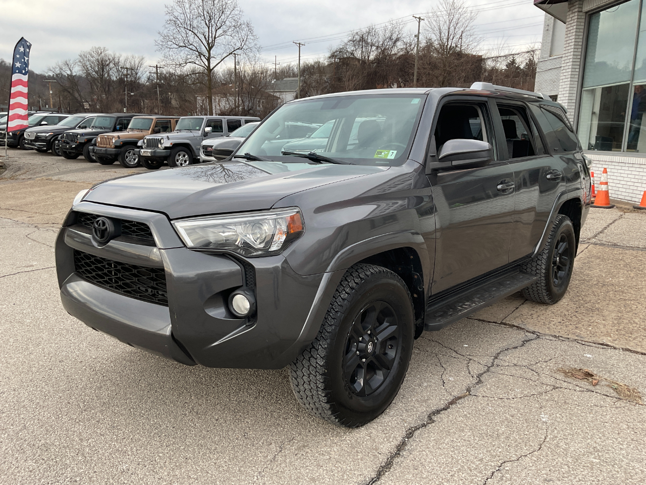 Toyota 4Runner SR5 4WD 2016