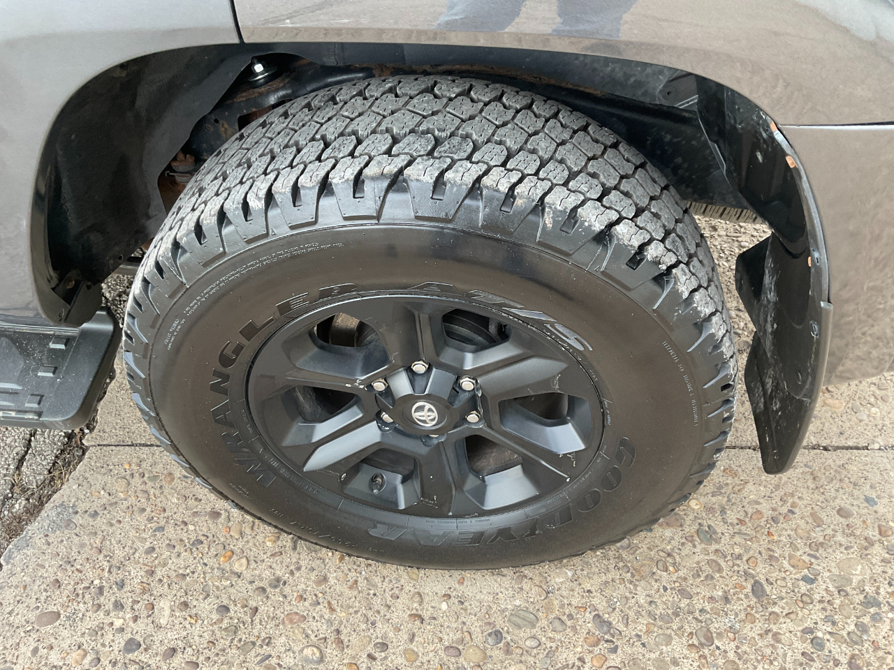 Toyota 4Runner SR5 4WD 2016