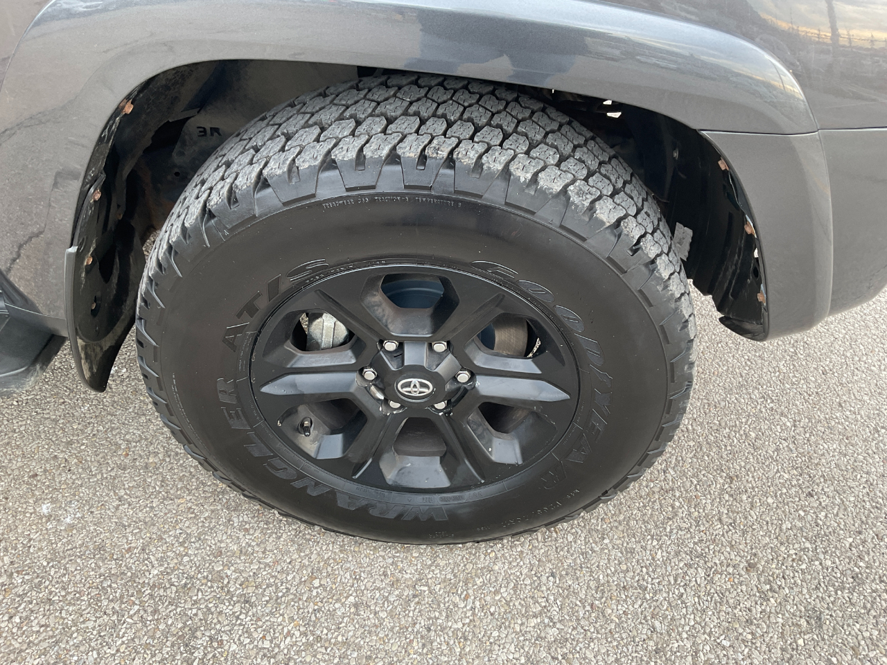 Toyota 4Runner SR5 4WD 2016