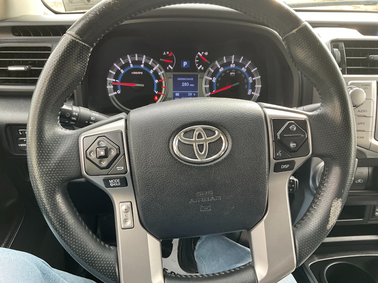 Toyota 4Runner SR5 4WD 2016