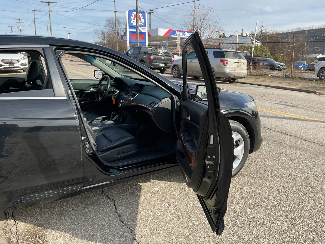 Honda Accord Crosstour EX-L 4WD 5-Spd AT w/Nav 2011