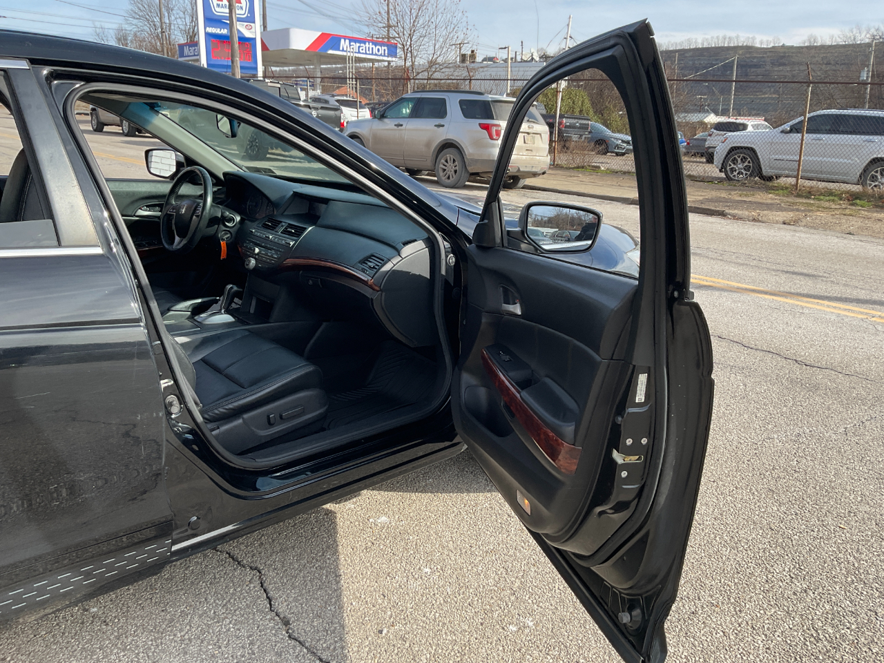 Honda Accord Crosstour EX-L 4WD 5-Spd AT w/Nav 2011