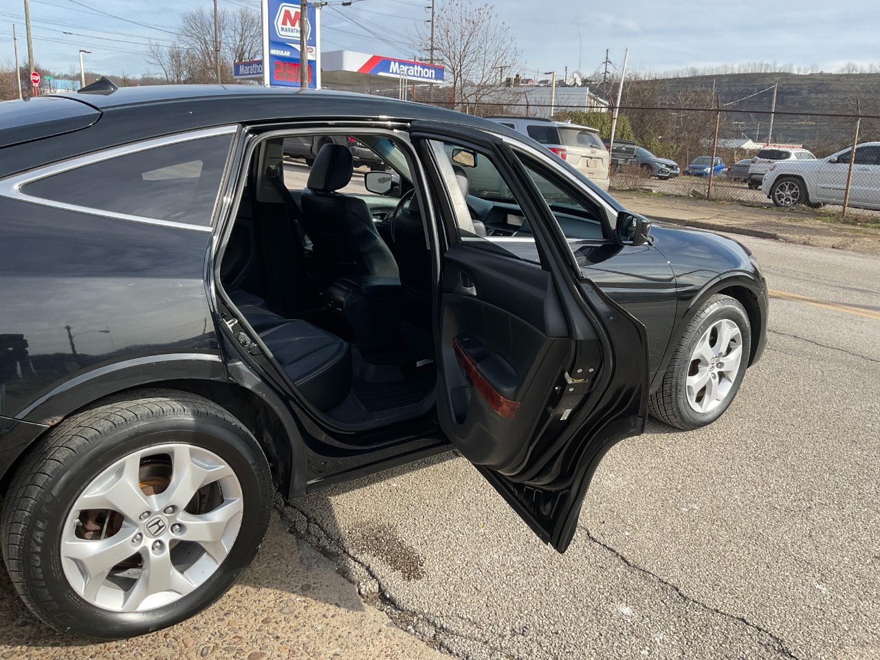 Honda Accord Crosstour EX-L 4WD 5-Spd AT w/Nav 2011