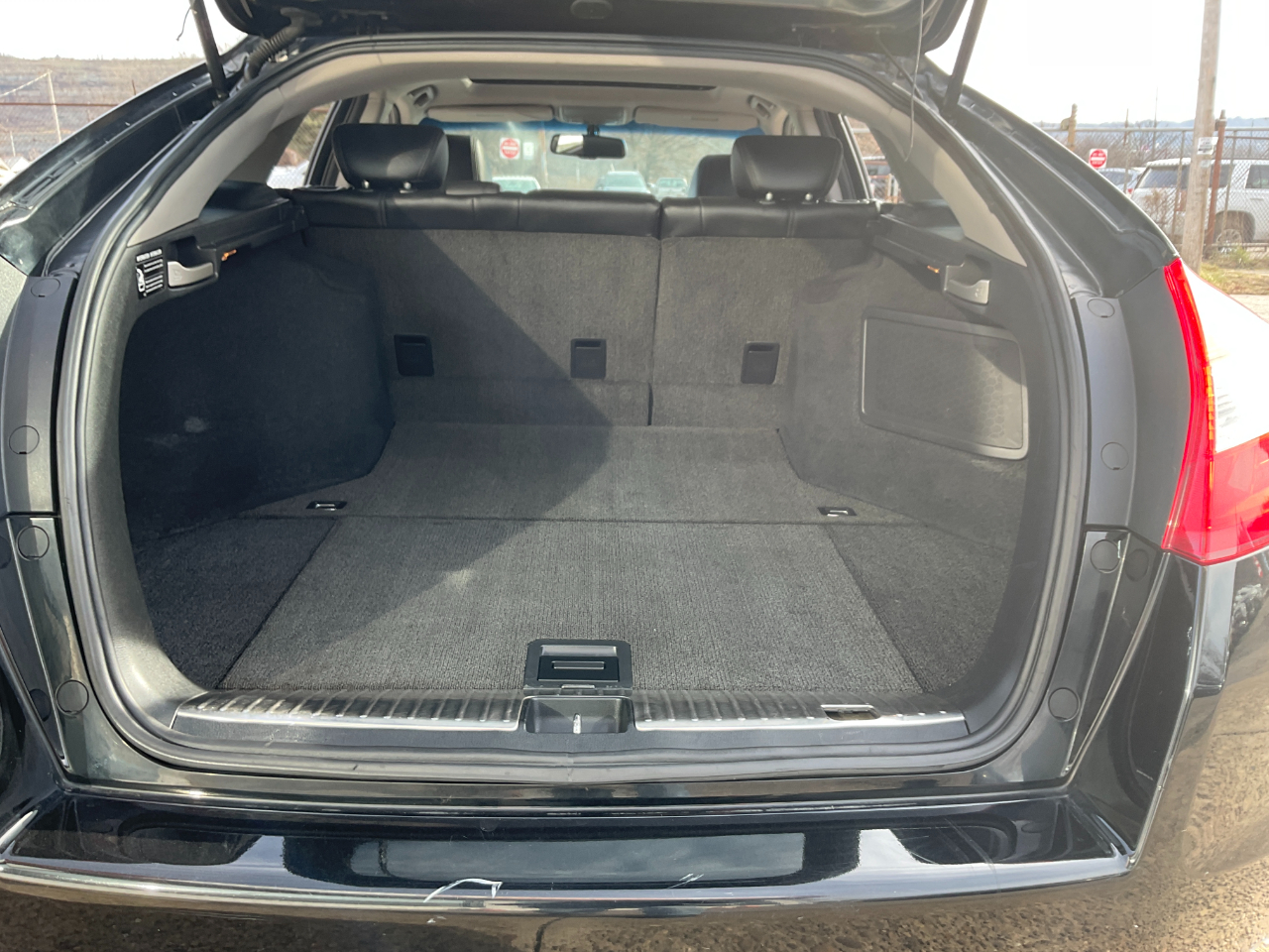 Honda Accord Crosstour EX-L 4WD 5-Spd AT w/Nav 2011