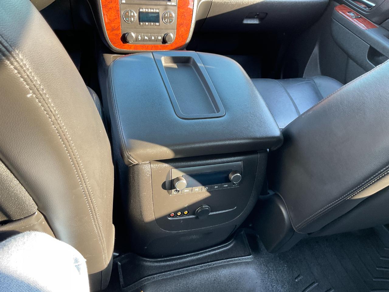 Chevrolet Silverado 3500HD LTZ Crew Cab  4WD 2011