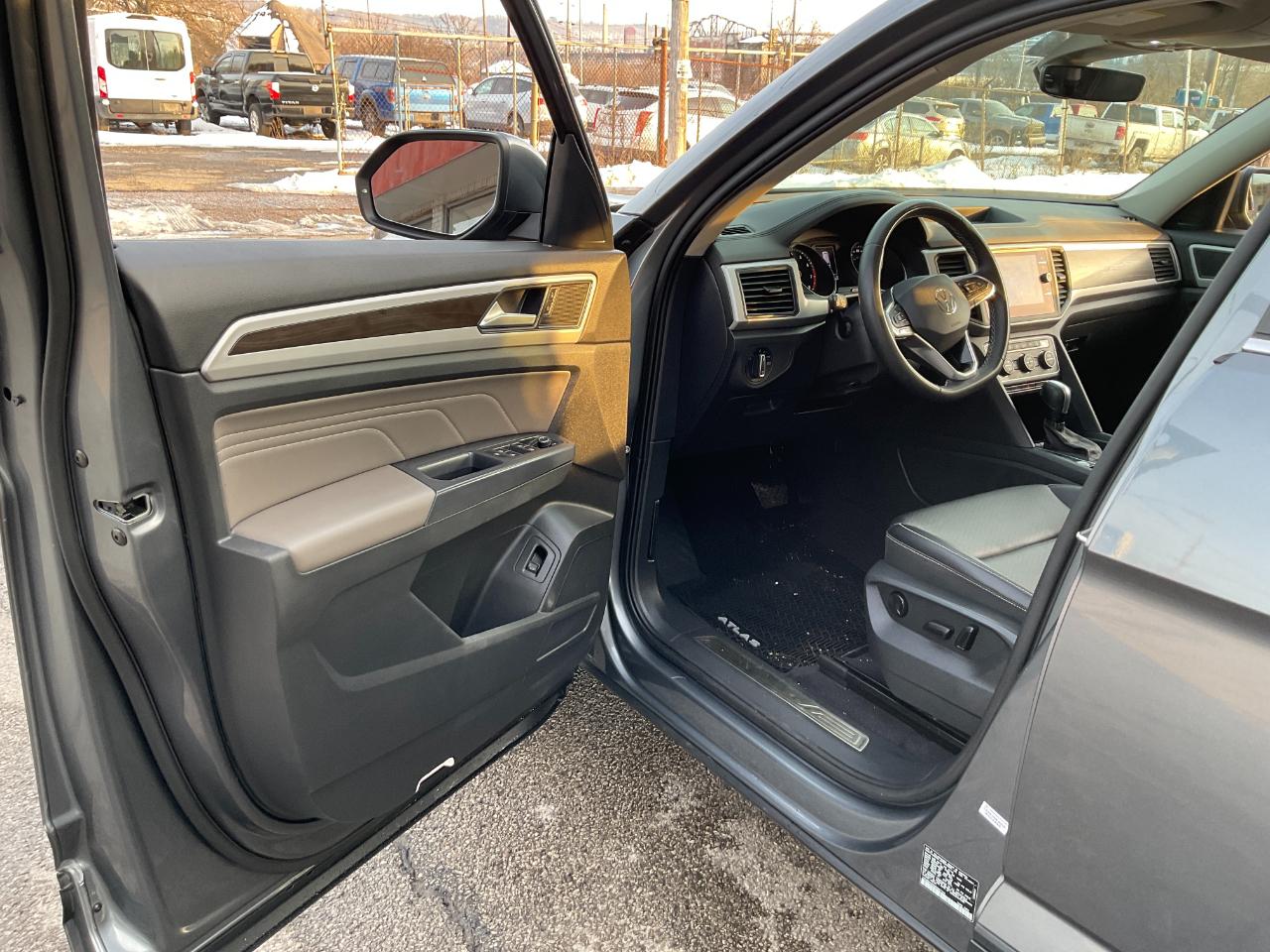 Volkswagen Atlas V6 SE w/Technology 4MOTION 2021