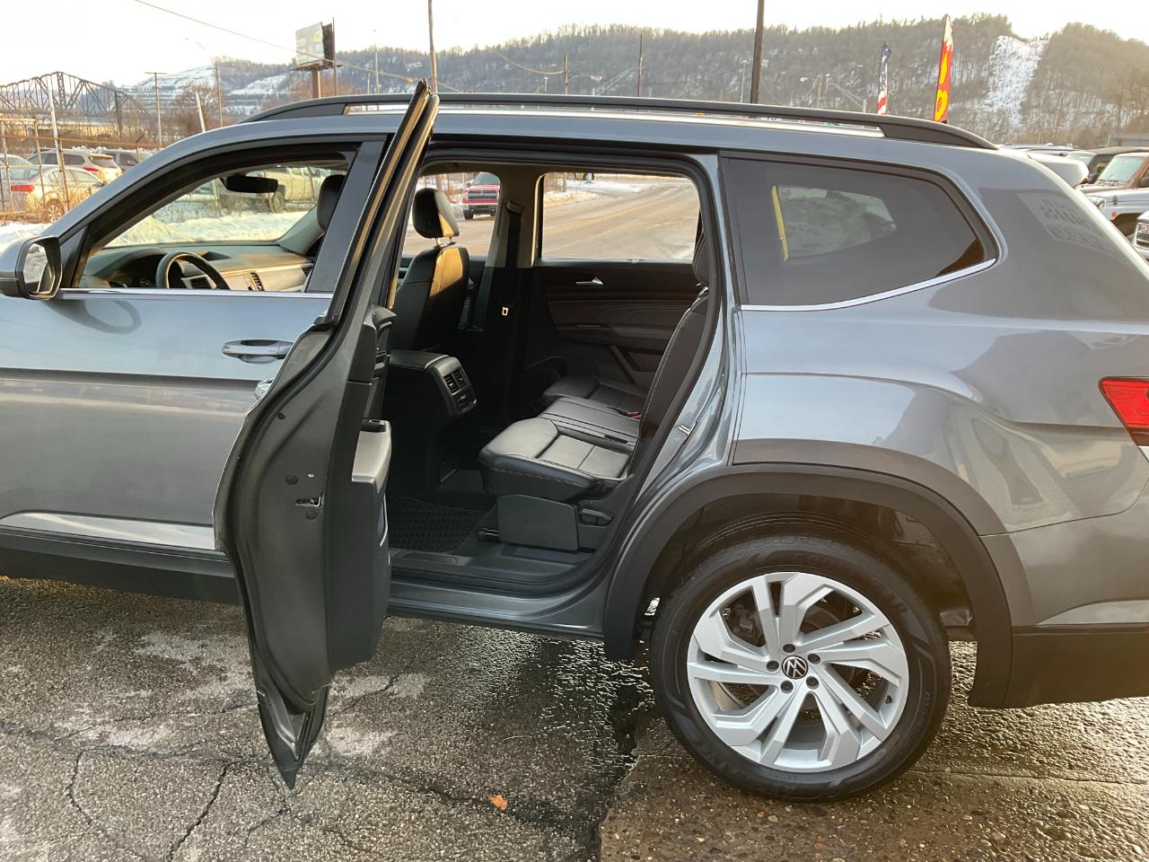 Volkswagen Atlas V6 SE w/Technology 4MOTION 2021