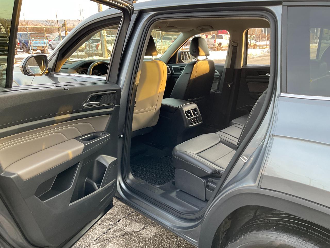 Volkswagen Atlas V6 SE w/Technology 4MOTION 2021