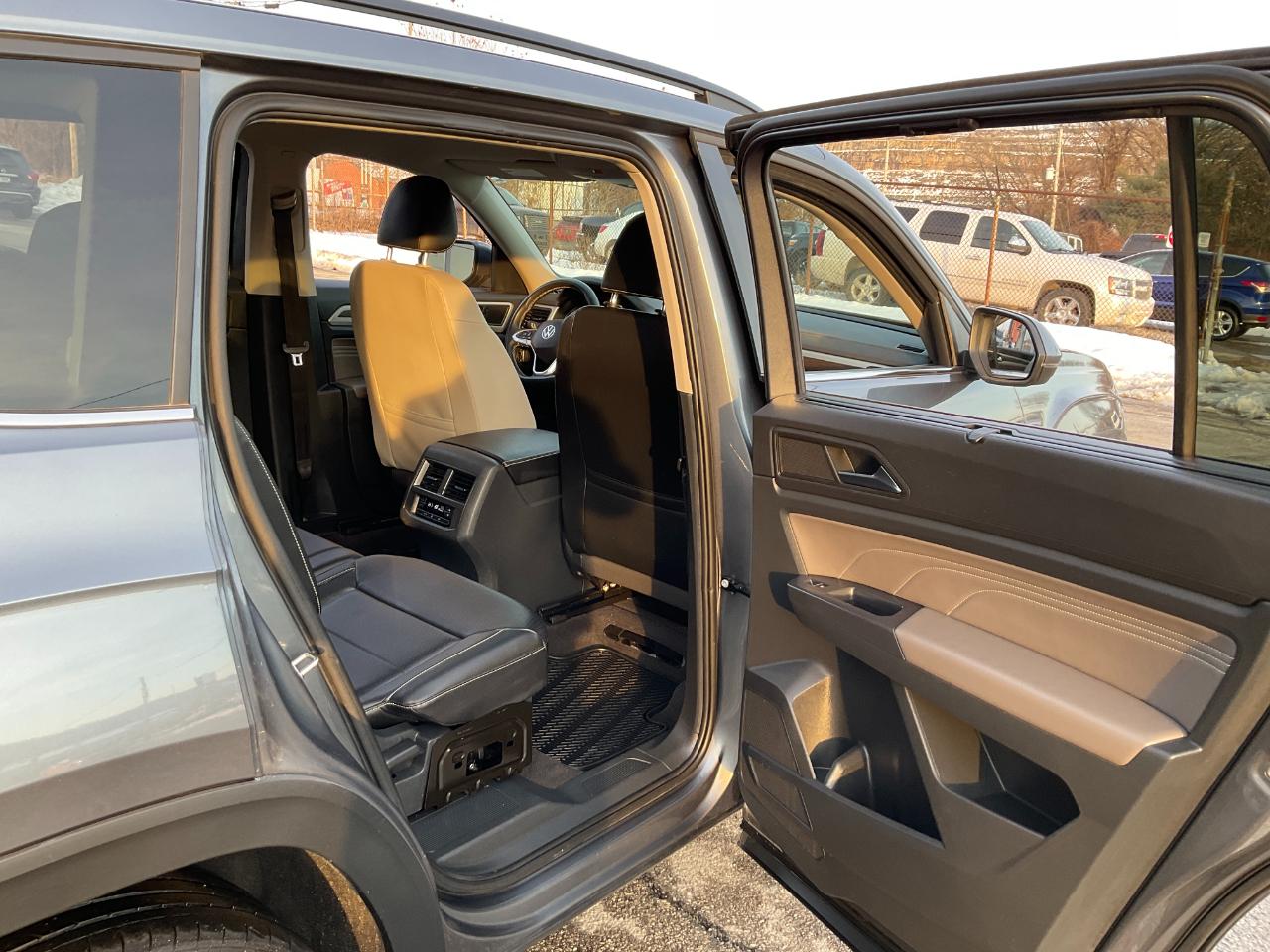 Volkswagen Atlas V6 SE w/Technology 4MOTION 2021