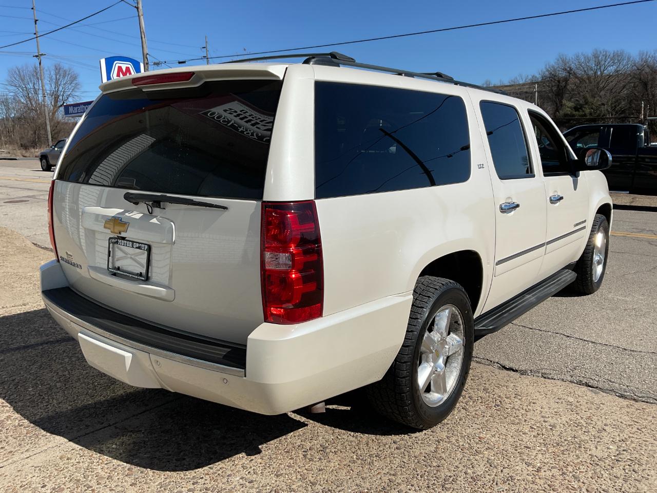 Chevrolet Suburban LTZ 1500 4WD 2013