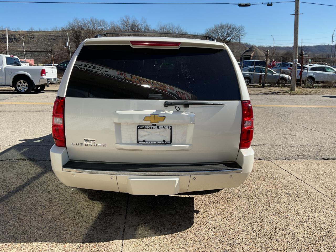 Chevrolet Suburban LTZ 1500 4WD 2013