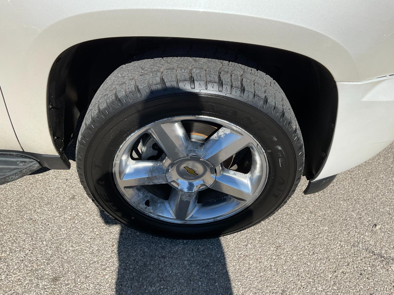 Chevrolet Suburban LTZ 1500 4WD 2013