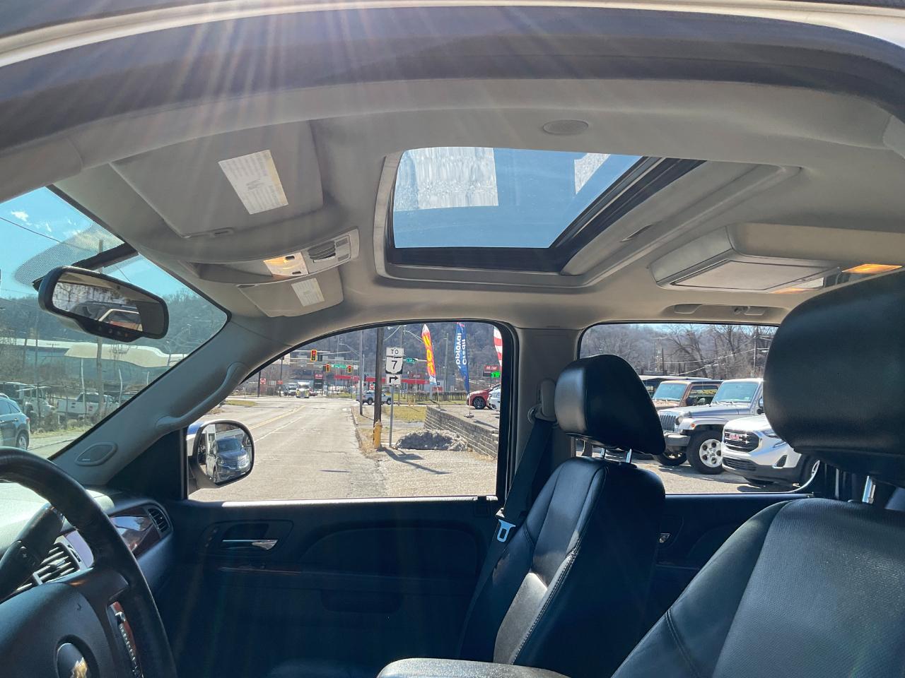 Chevrolet Suburban LTZ 1500 4WD 2013