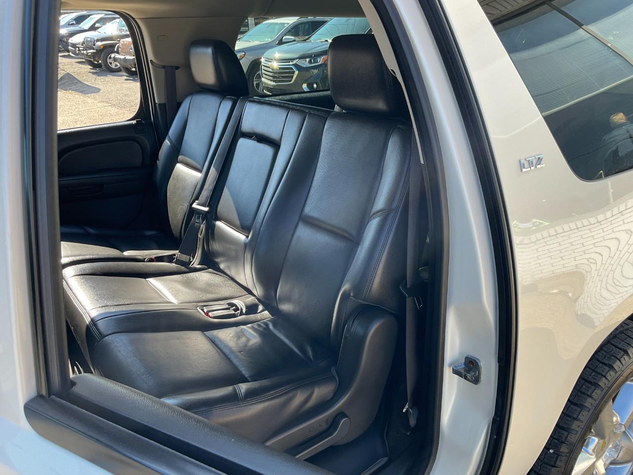 Chevrolet Suburban LTZ 1500 4WD 2013