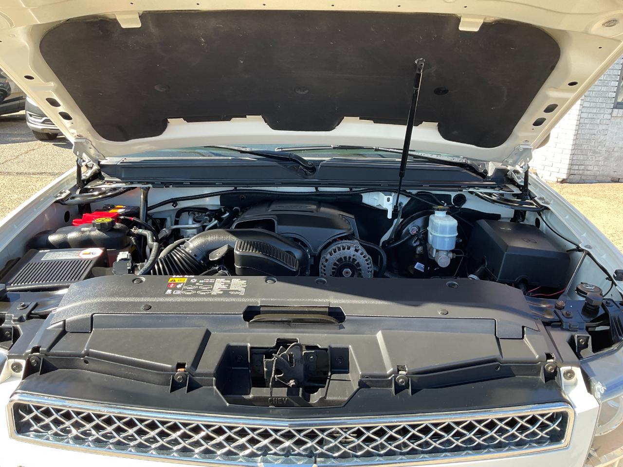 Chevrolet Suburban LTZ 1500 4WD 2013