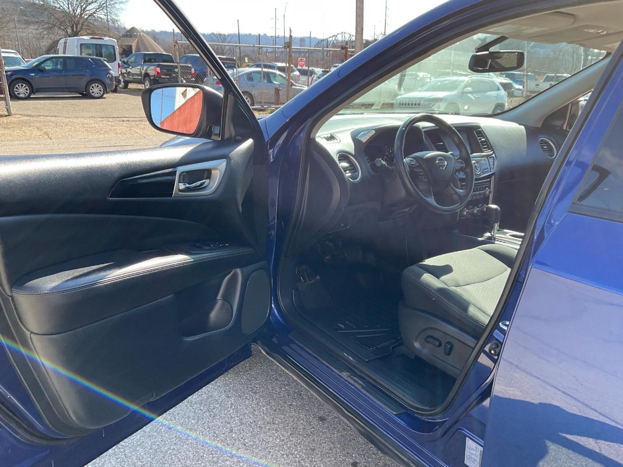 Nissan Pathfinder SV 4WD 2020