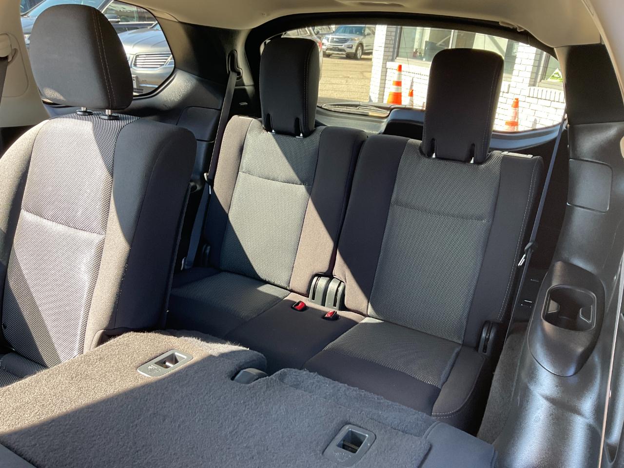 Nissan Pathfinder SV 4WD 2020