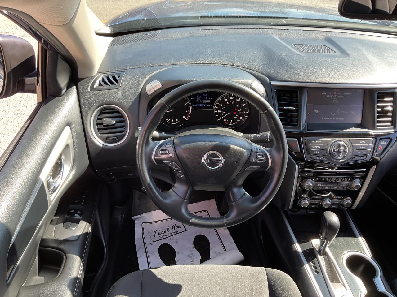 Nissan Pathfinder SV 4WD 2020