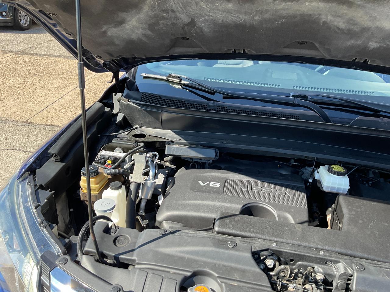 Nissan Pathfinder SV 4WD 2020