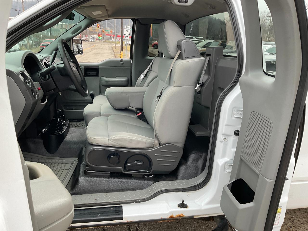 Ford F-150 XL Reg. Cab 4WD 2007