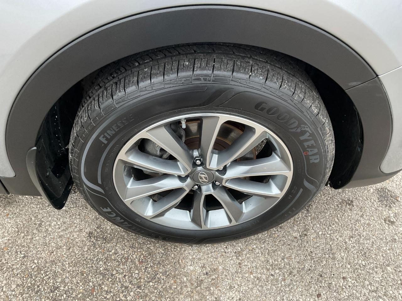 Hyundai Santa Fe SE AWD 2017