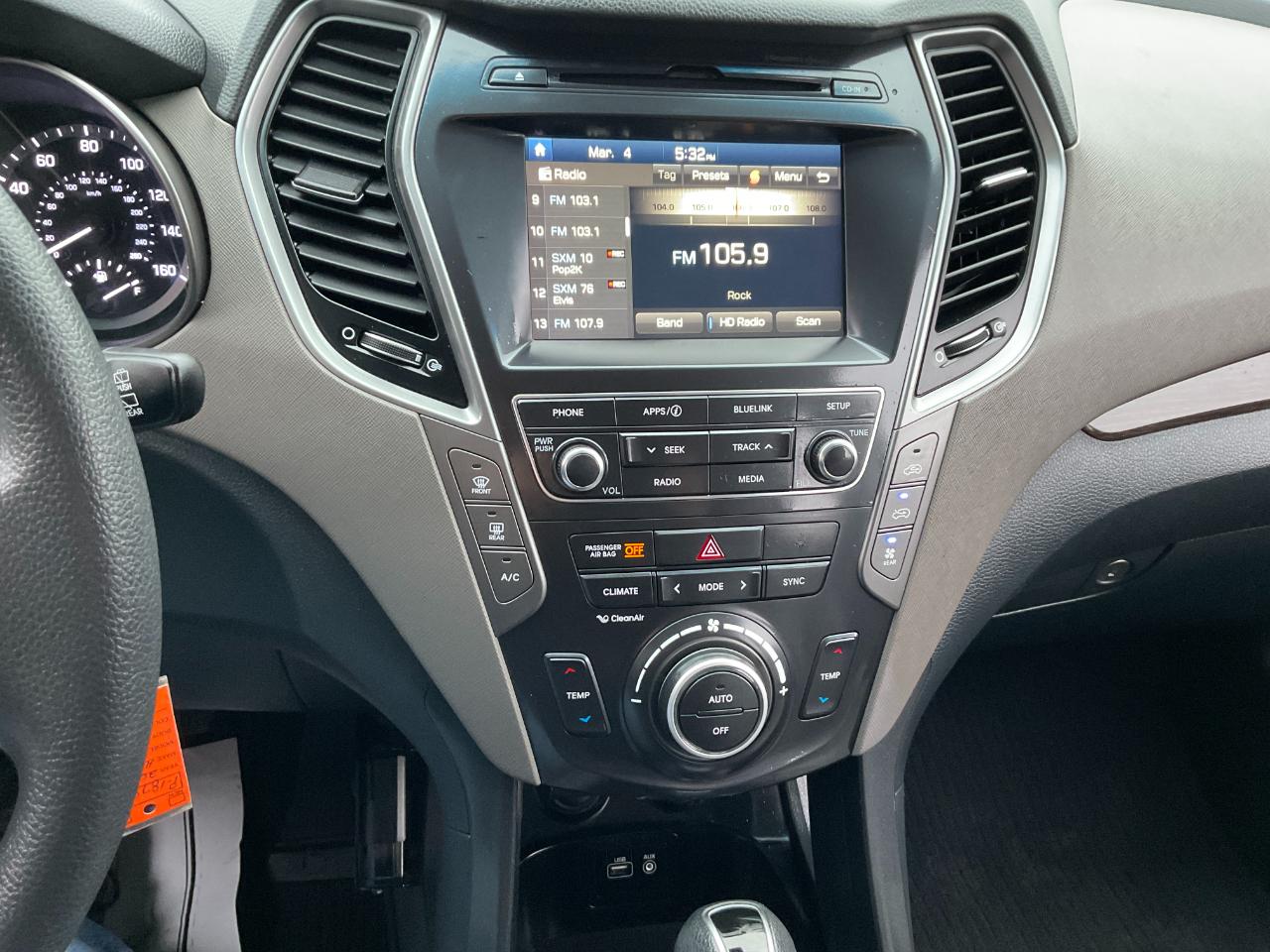 Hyundai Santa Fe SE AWD 2017