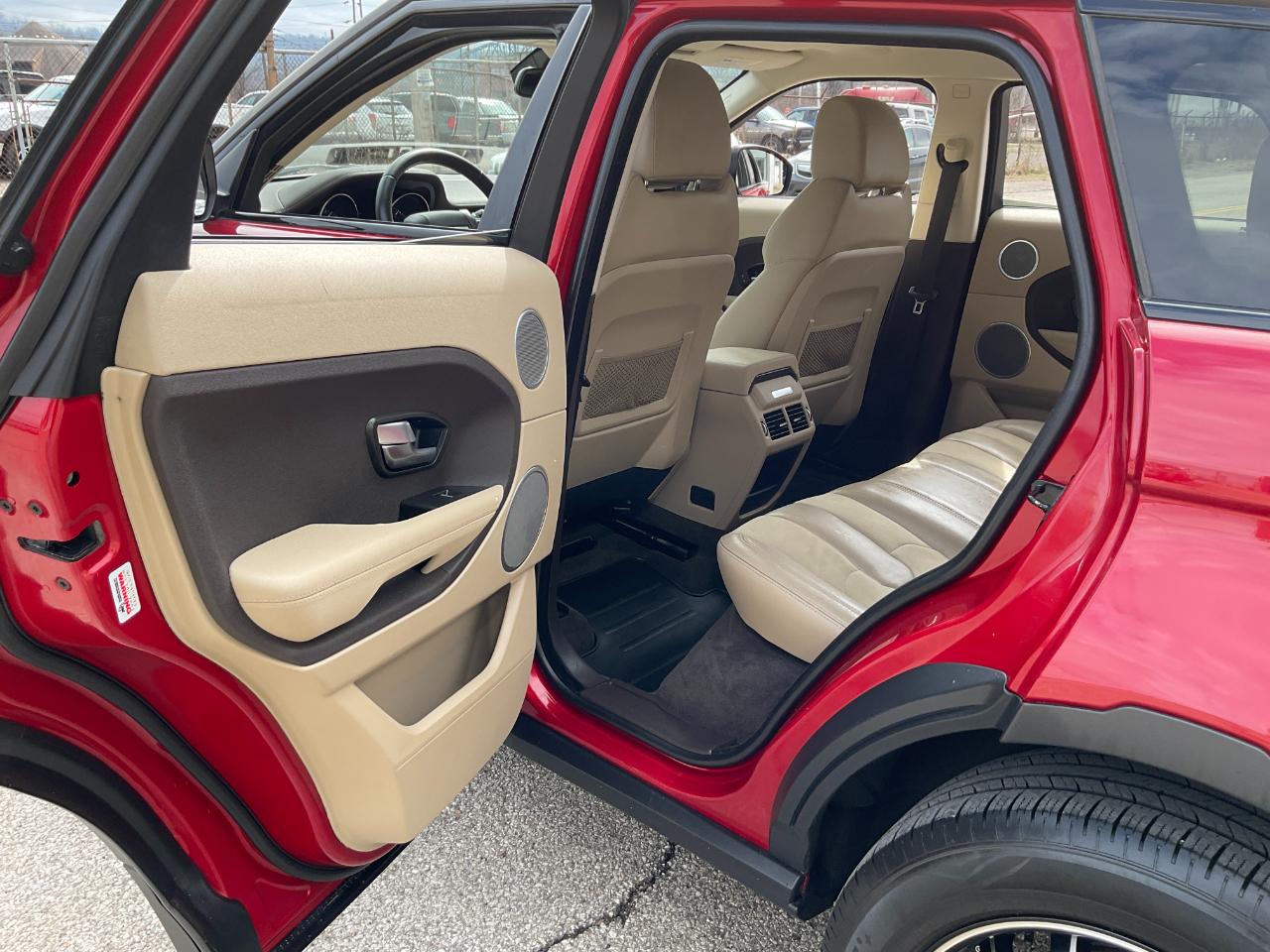 Land Rover Range Rover Evoque Pure Plus 5-Door 2015