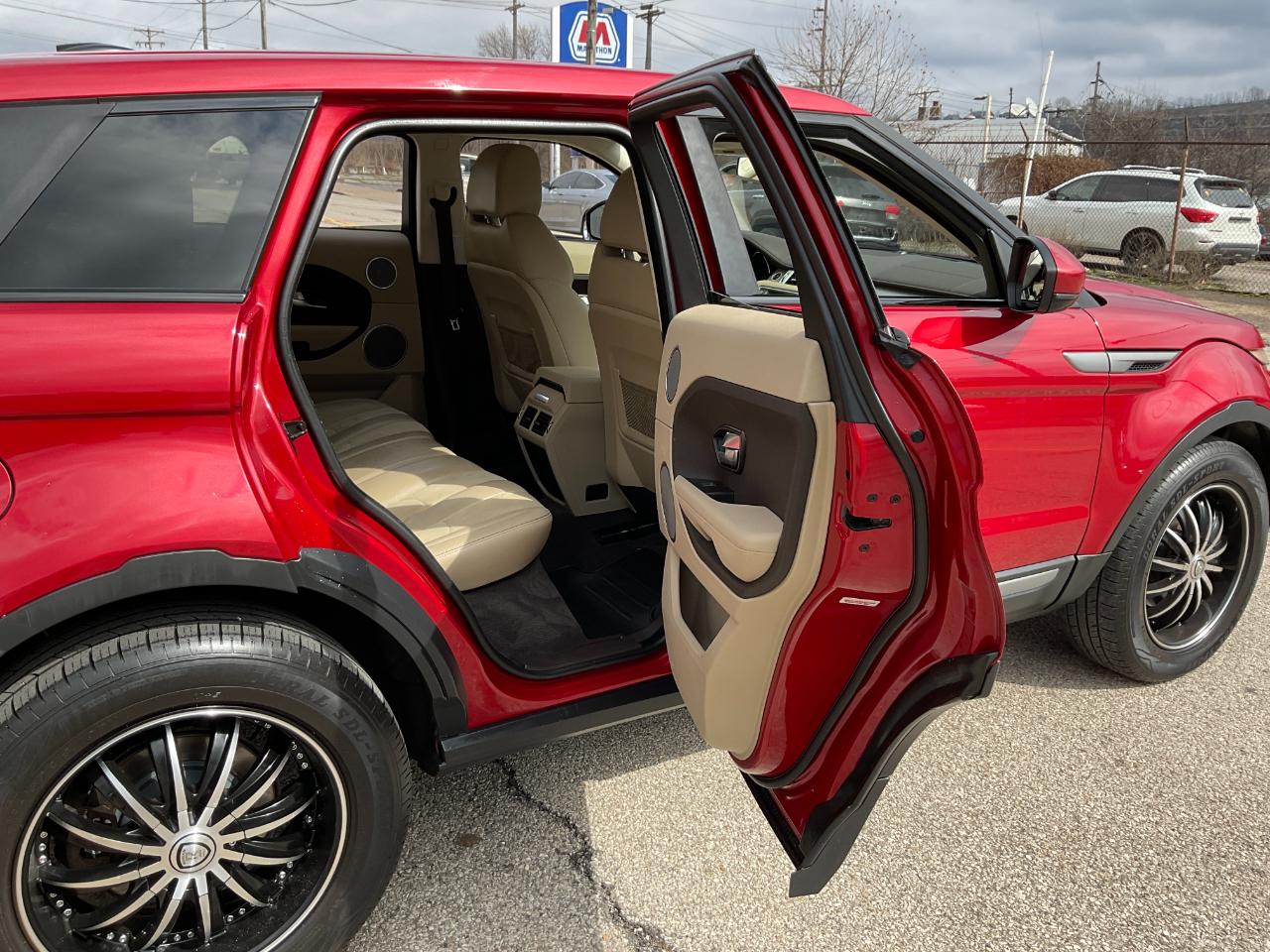 Land Rover Range Rover Evoque Pure Plus 5-Door 2015