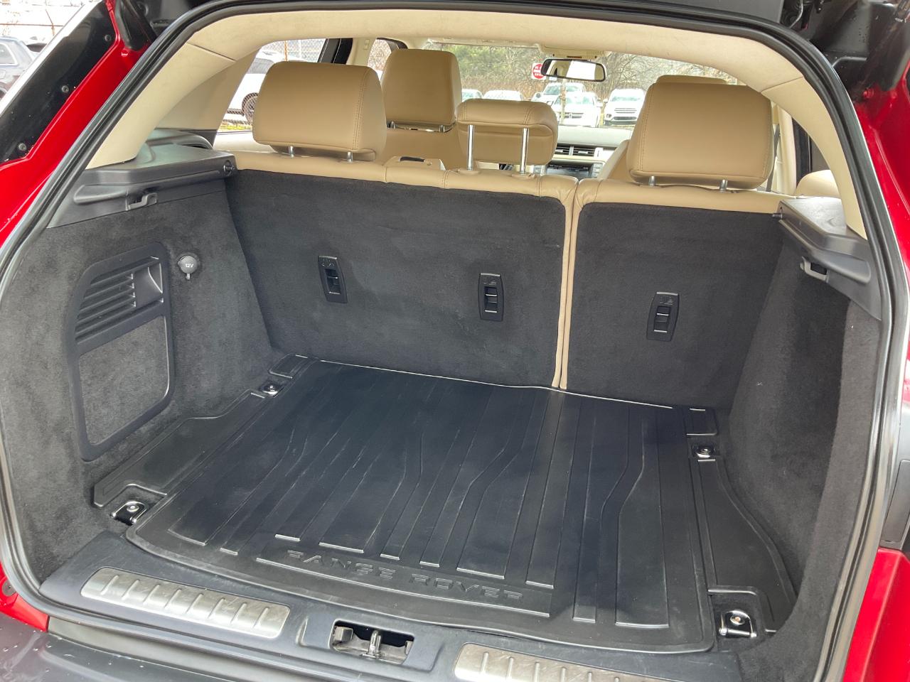 Land Rover Range Rover Evoque Pure Plus 5-Door 2015