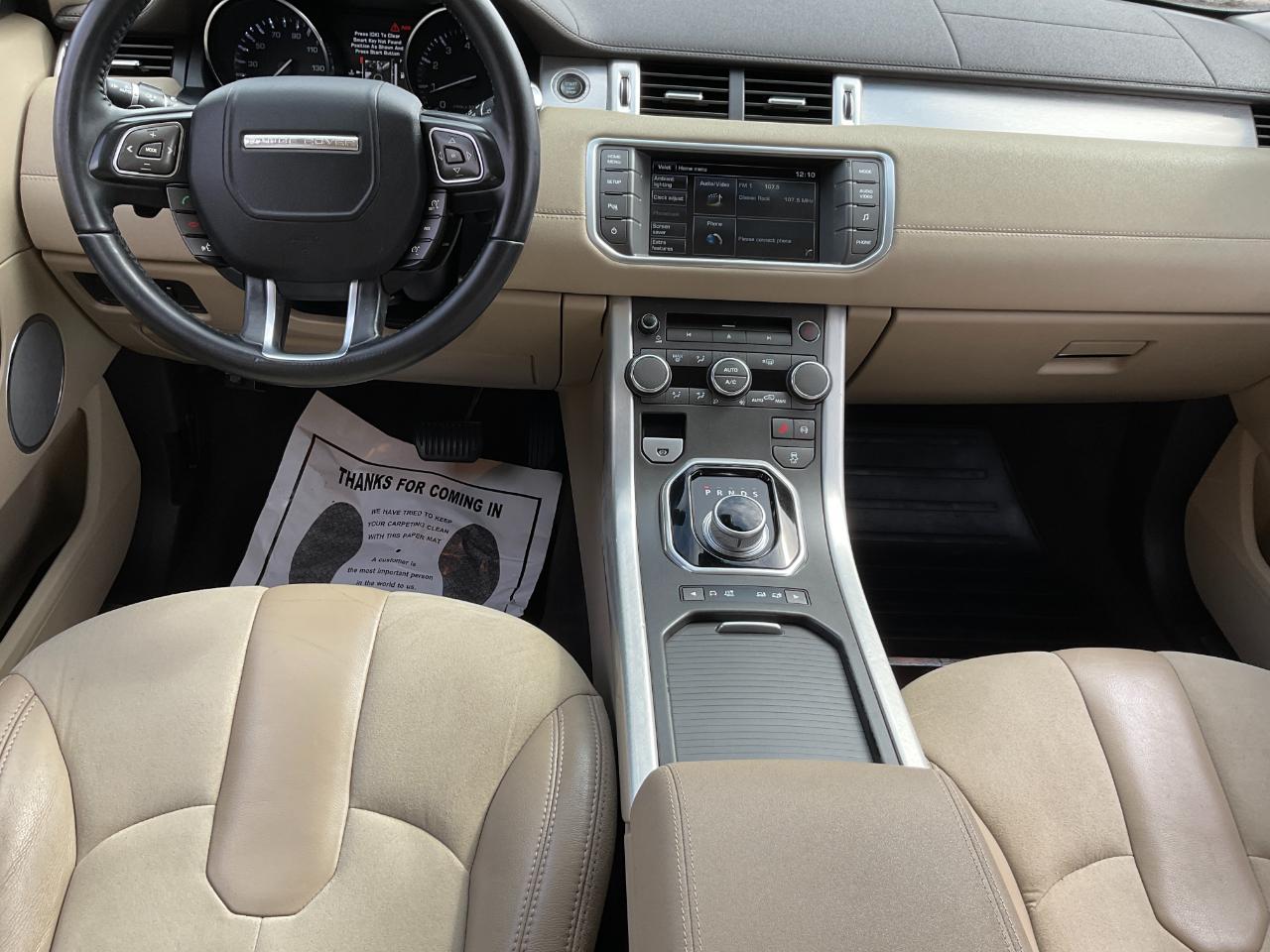 Land Rover Range Rover Evoque Pure Plus 5-Door 2015