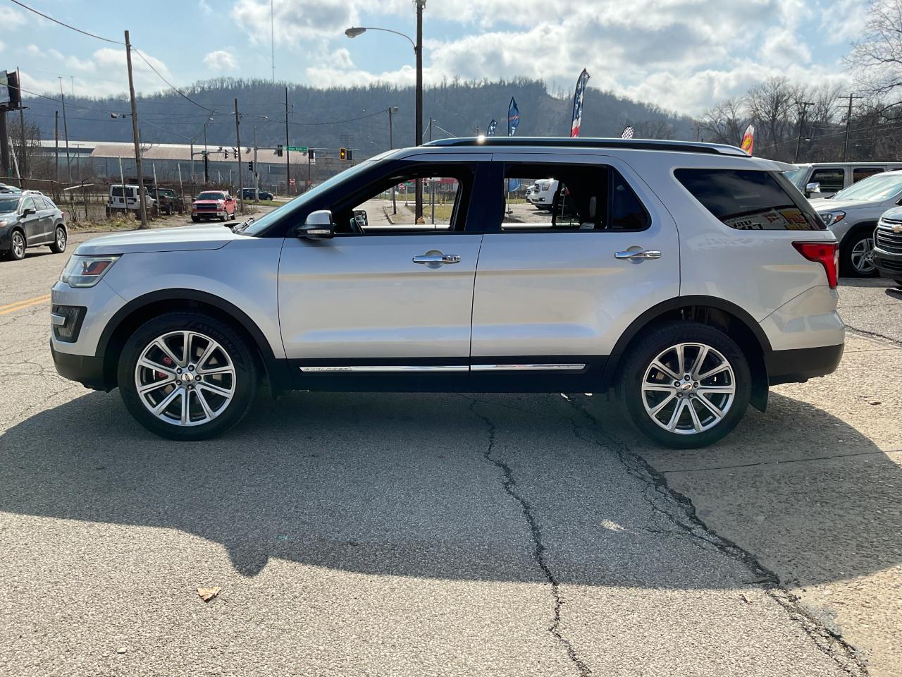 Ford Explorer Limited 4WD 2016
