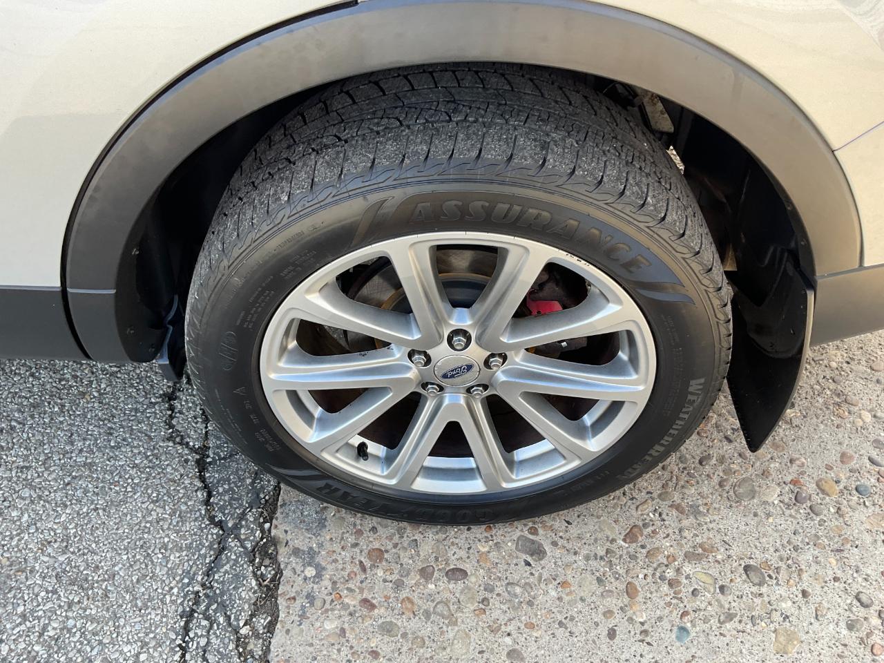 Ford Explorer Limited 4WD 2016