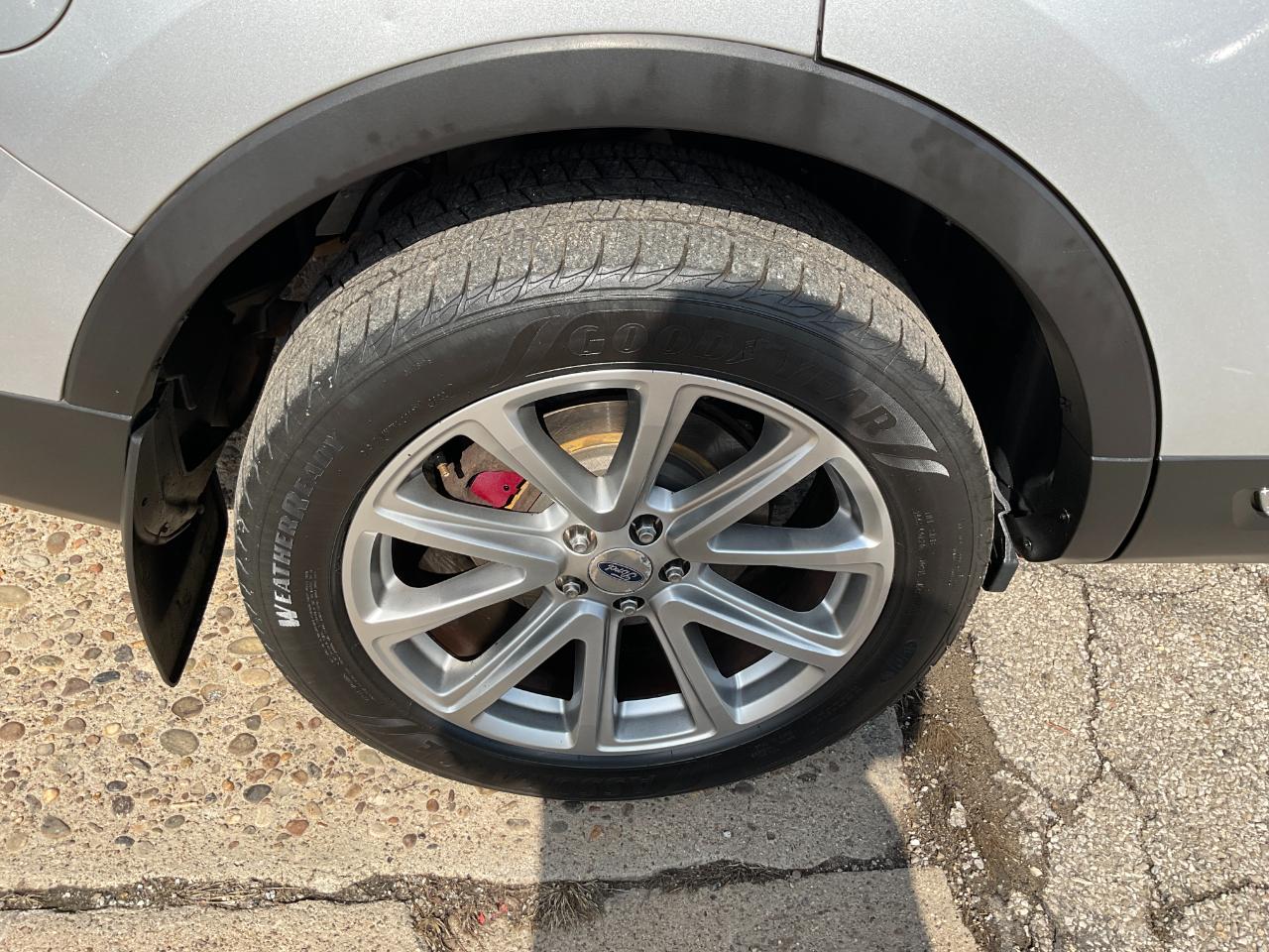 Ford Explorer Limited 4WD 2016