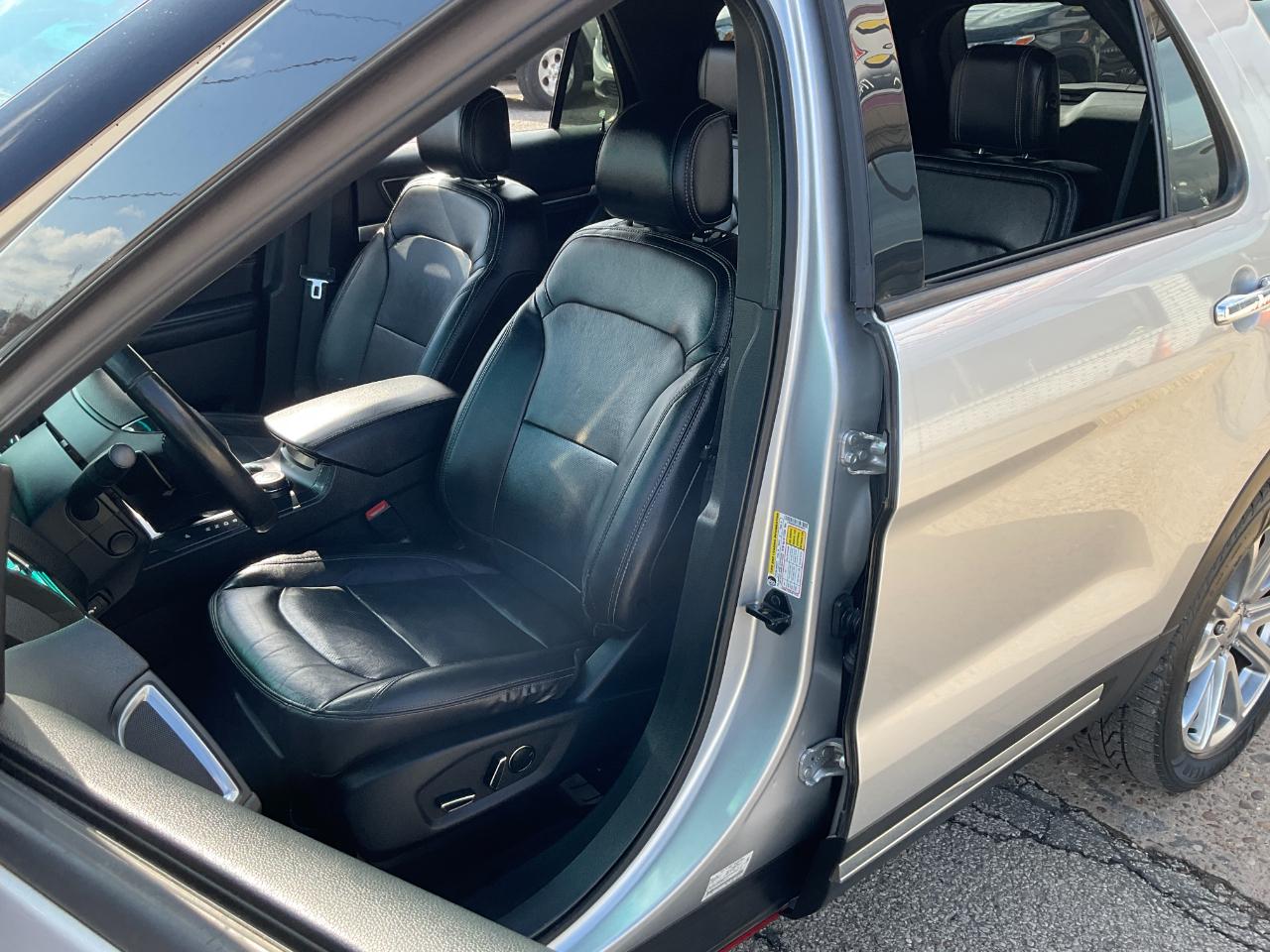 Ford Explorer Limited 4WD 2016